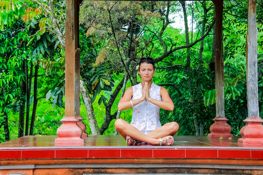 yoga retreat in bali