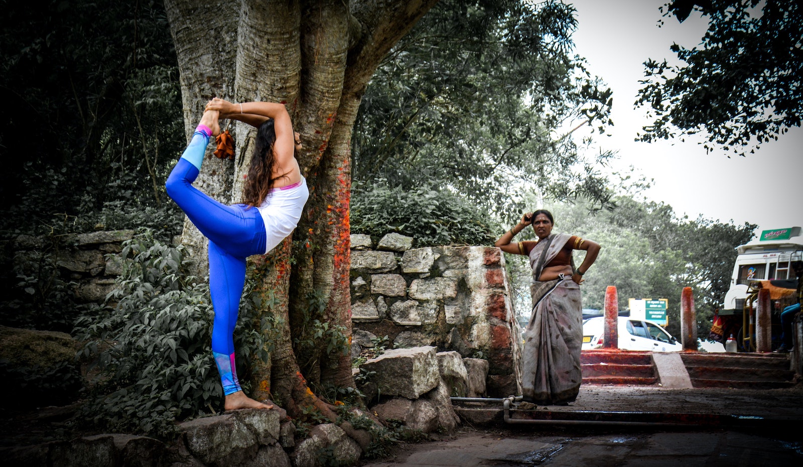 How to Prepare for a Yoga Retreat in India?