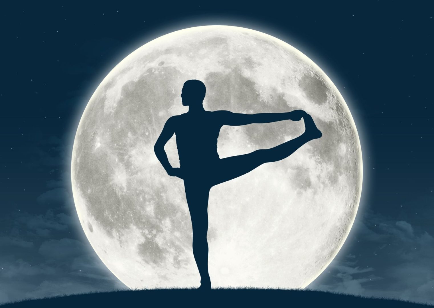 Yoga and The Moon Cycle, What Do These Two Have in Common?