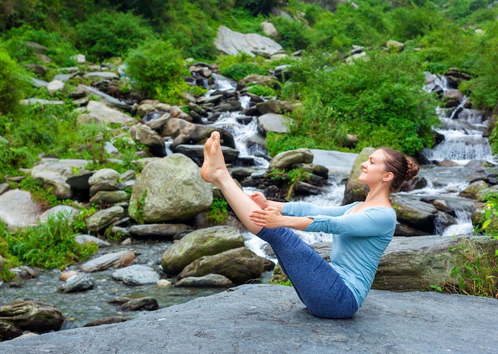 How Does Ashtanga Yoga Cultivate Mindfulness? ​